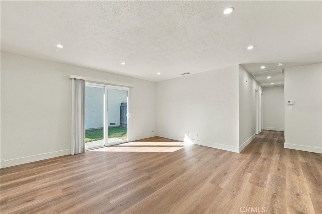 8722 Rose St - Photo 11