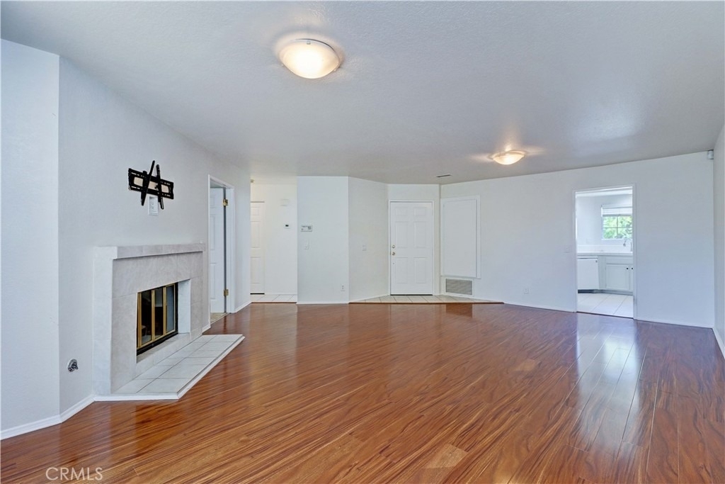 24398 Kingston Court - Photo 1