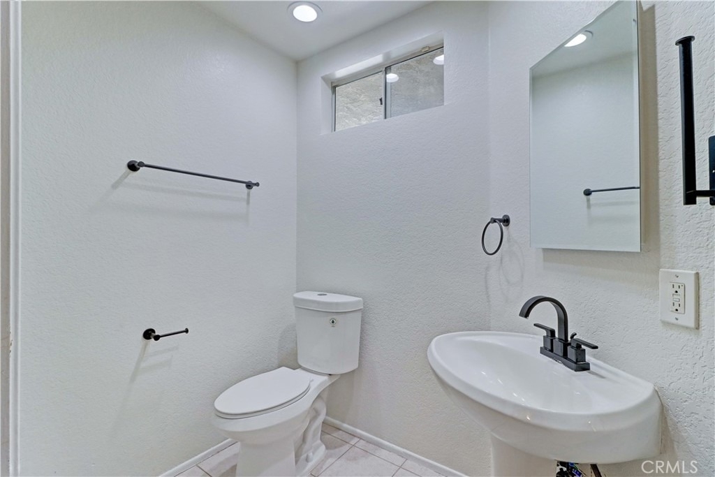 24398 Kingston Court - Photo 13