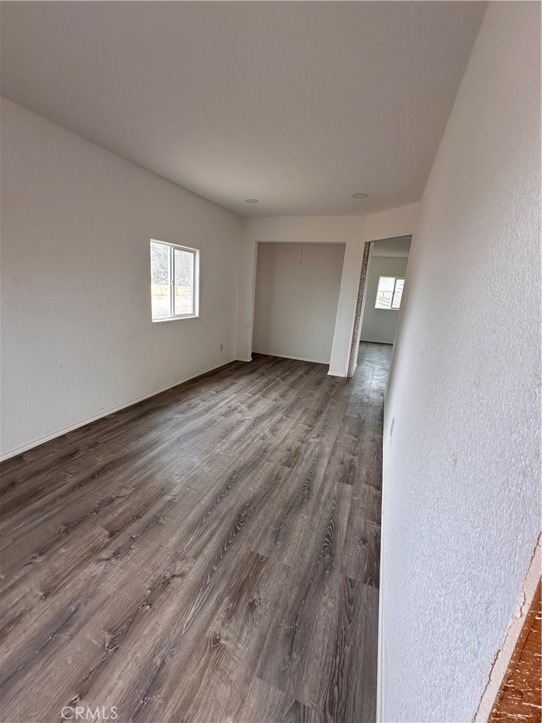 371 S R - Photo 2
