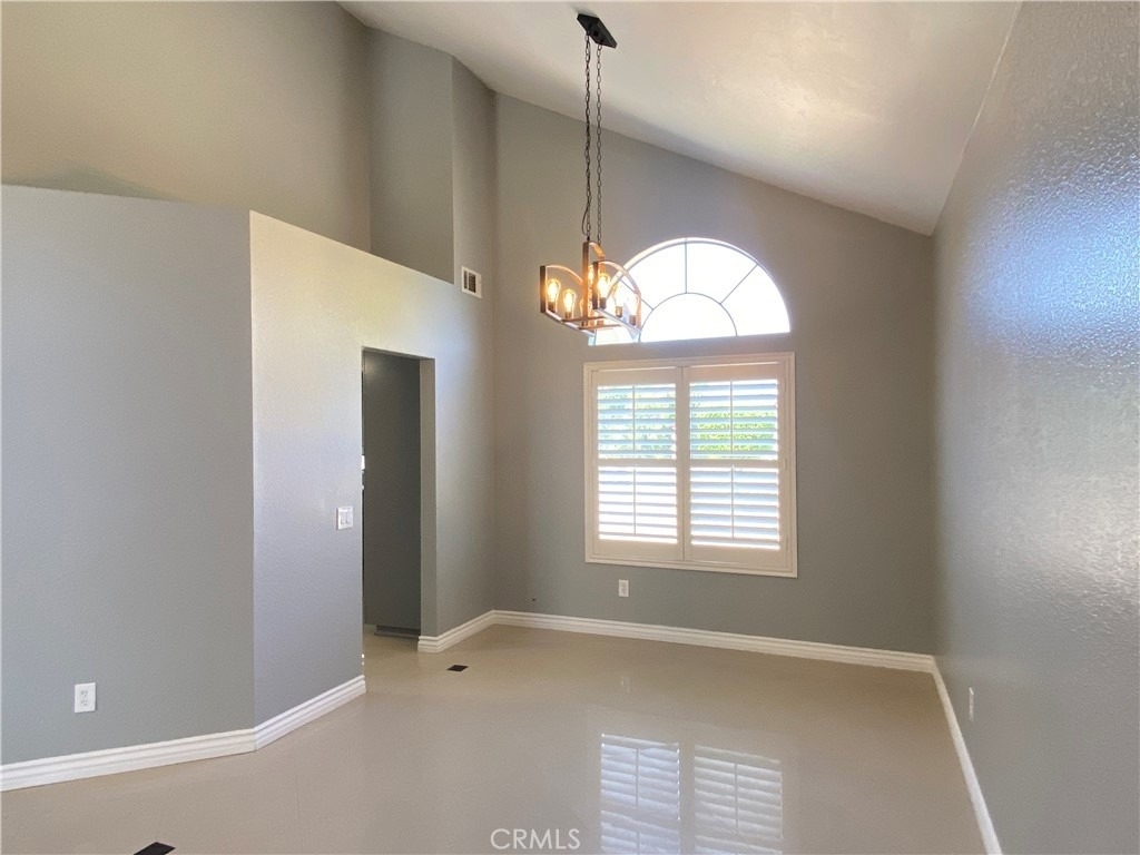 964 Summitridge Drive - Photo 4