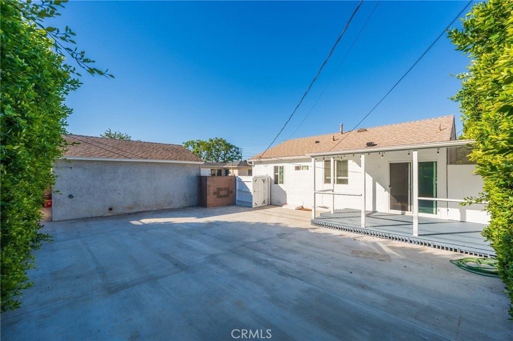 8314 Barnsley Avenue - Photo 14