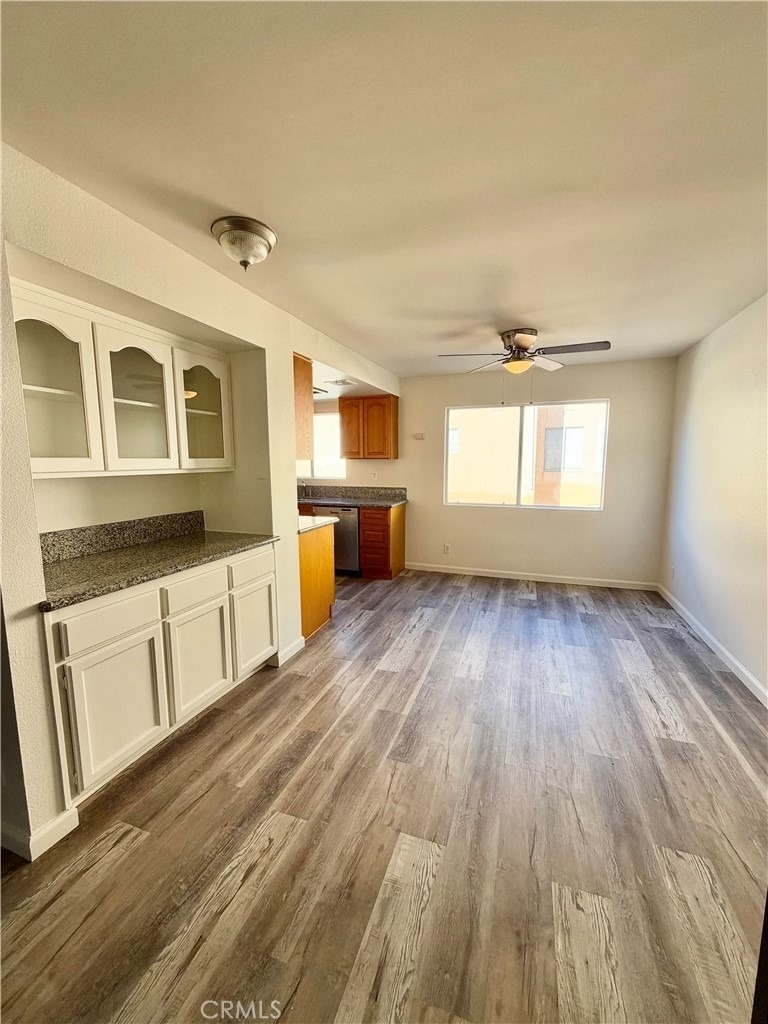 5025 Denny Avenue - Photo 37