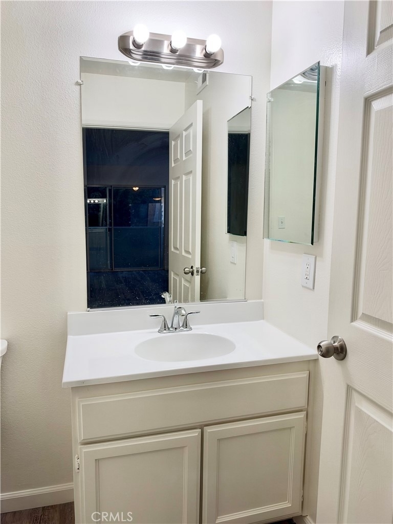 5025 Denny Avenue - Photo 34