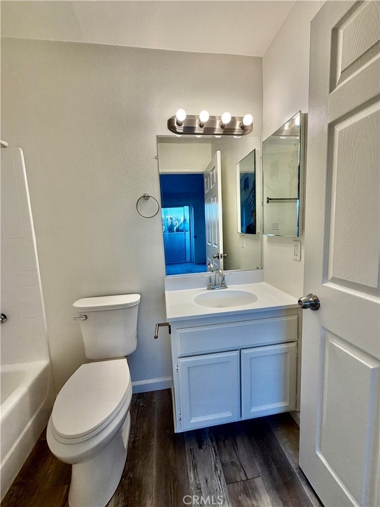 5025 Denny Avenue - Photo 23