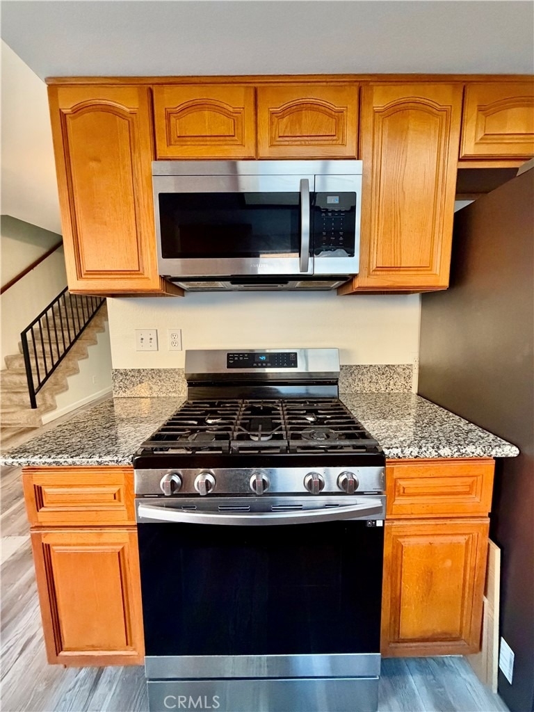 5025 Denny Avenue - Photo 4