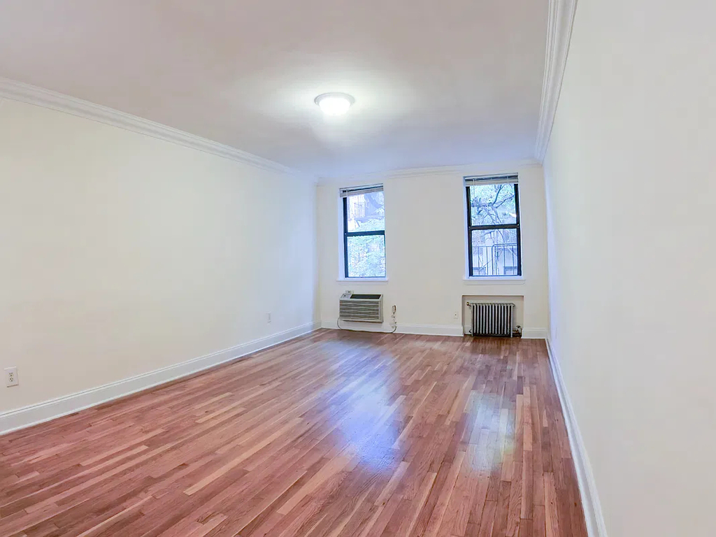 229 East 80th Street - Photo 1