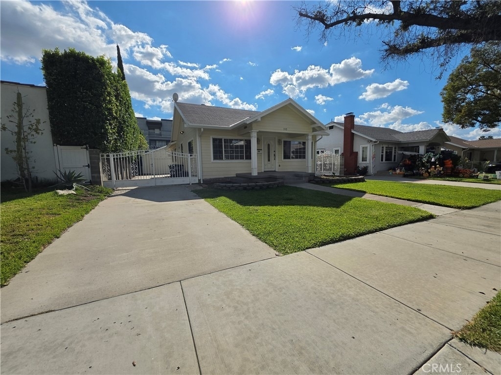 550 Palm - Photo 1