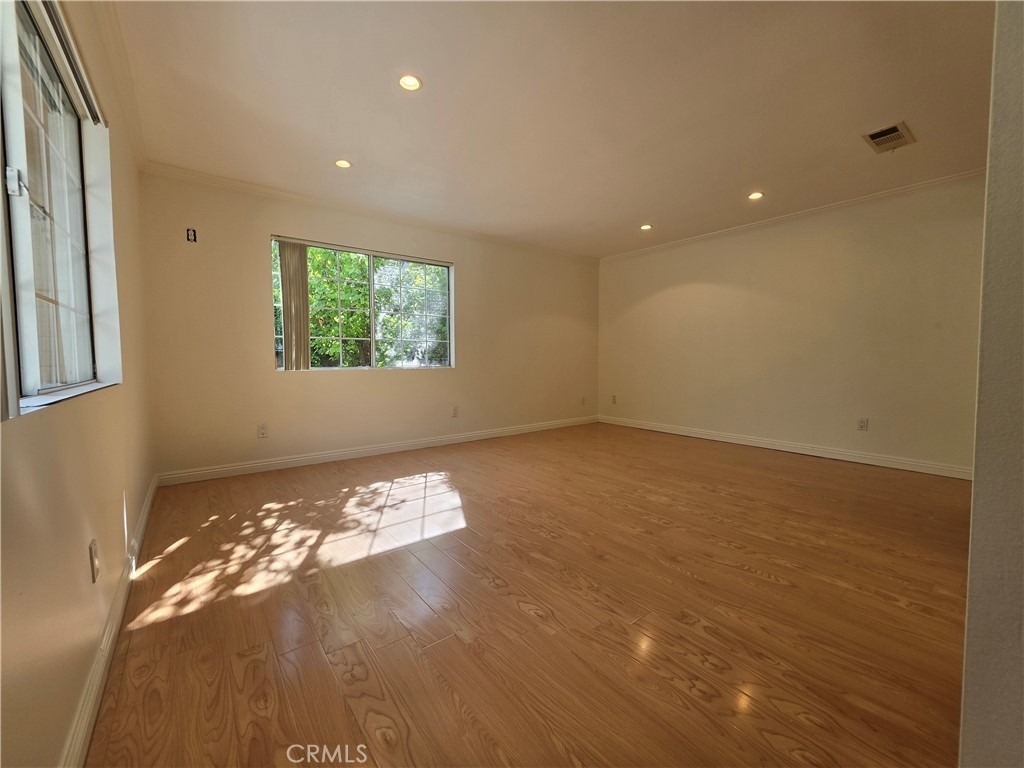 550 Palm - Photo 9