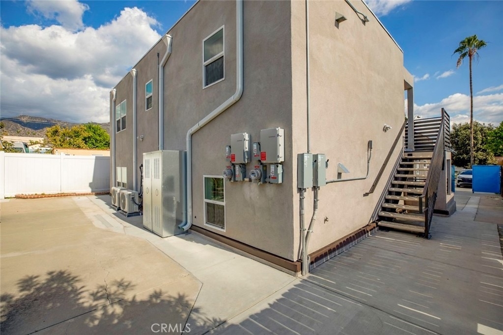 1045 Sonora - Photo 2