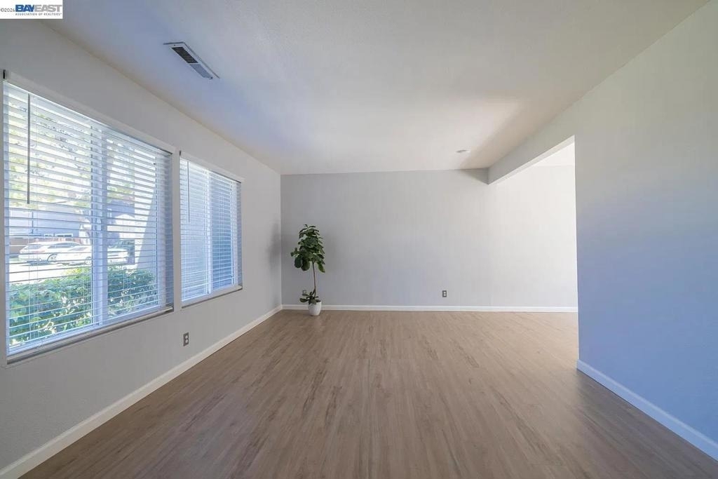3043 Tonopah Cir - Photo 11