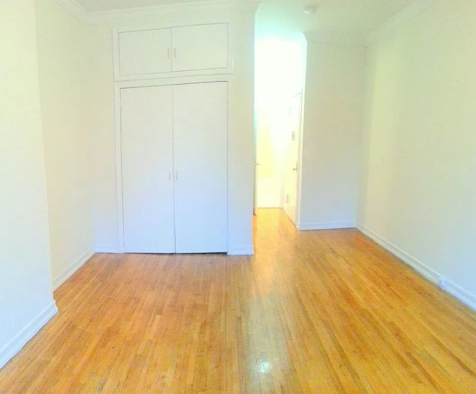 428 East 81st Street - Photo 3