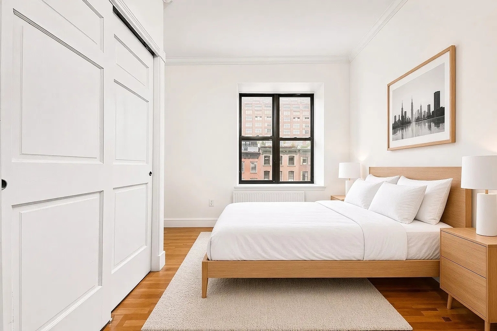 322 West 14th Street - Photo 2