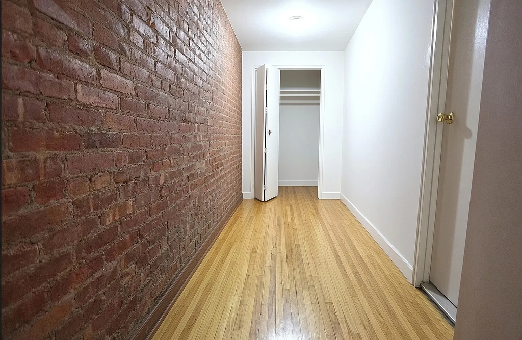 40 East 12th Street - Photo 4