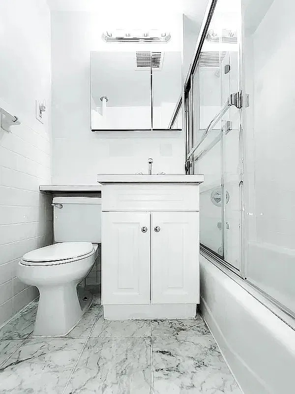 226 East 74th Street - Photo 6
