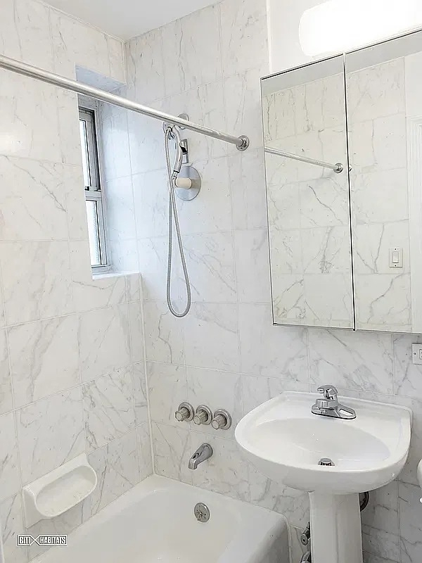428 East 81st Street - Photo 2