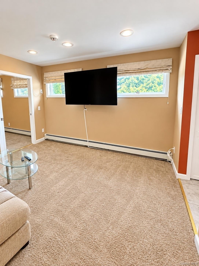 522 Southside Avenue - Photo 0