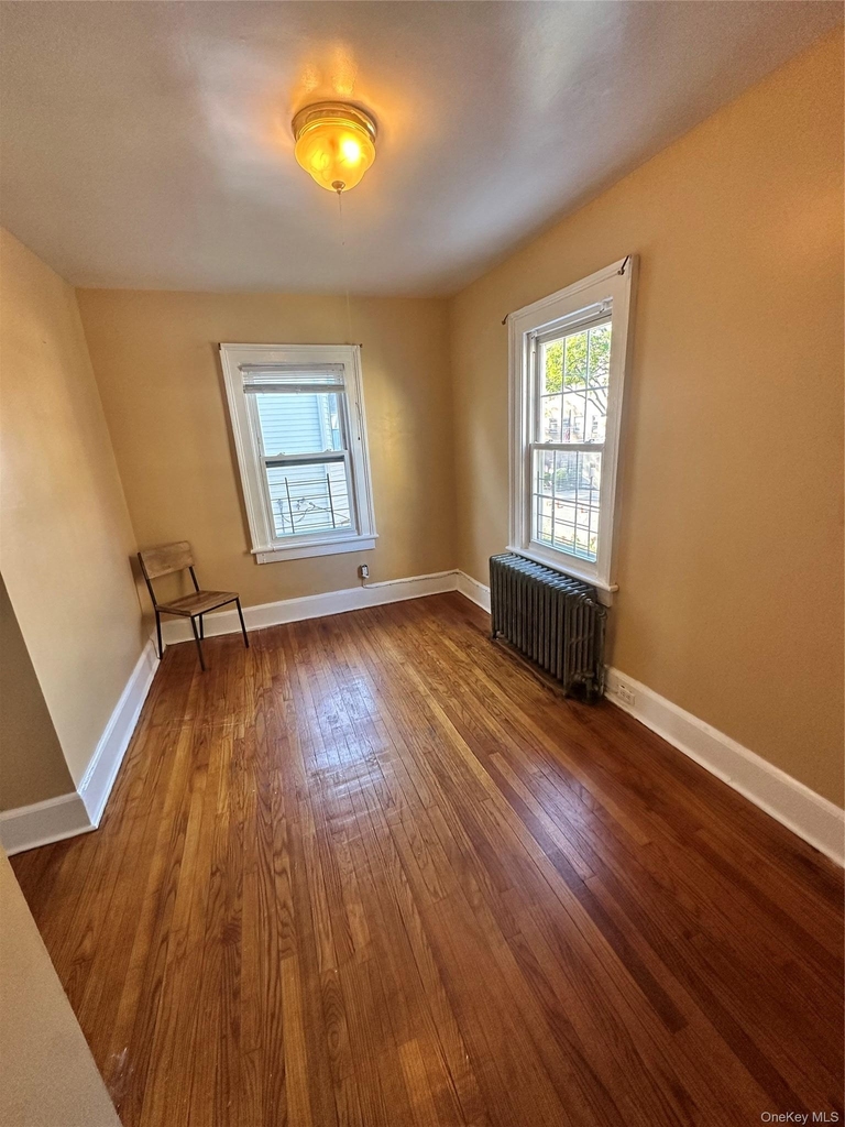 49 S 10th Avenue - Photo 2