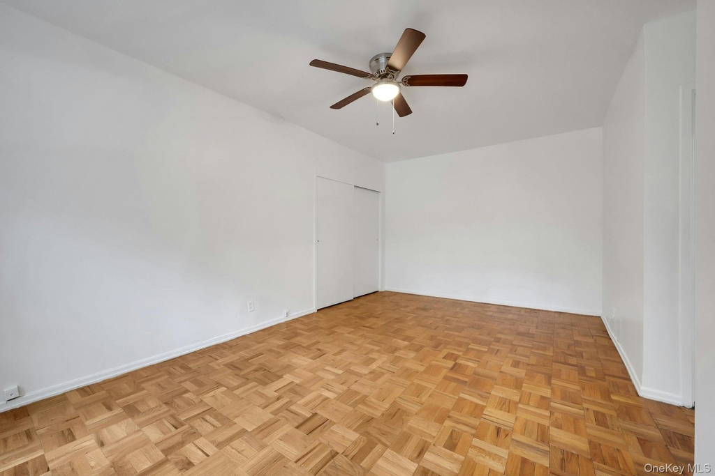 281 Garth Road - Photo 9