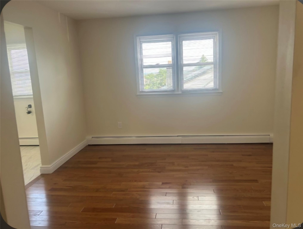 130 Staunton Ave - Photo 2