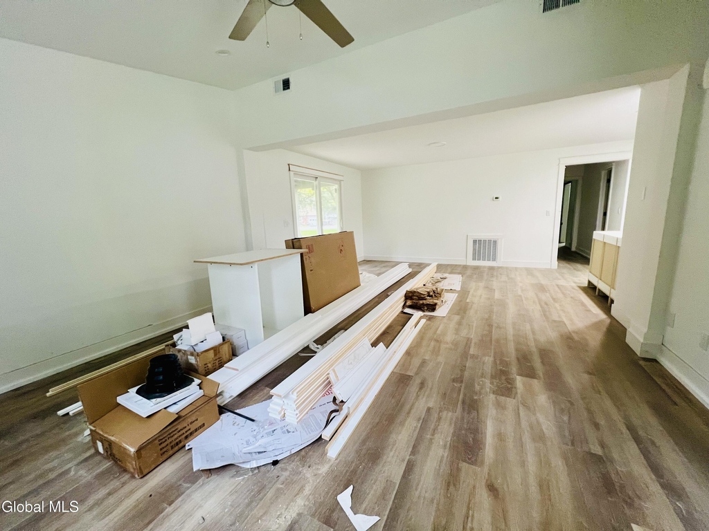 21 Carr Road - Photo 3