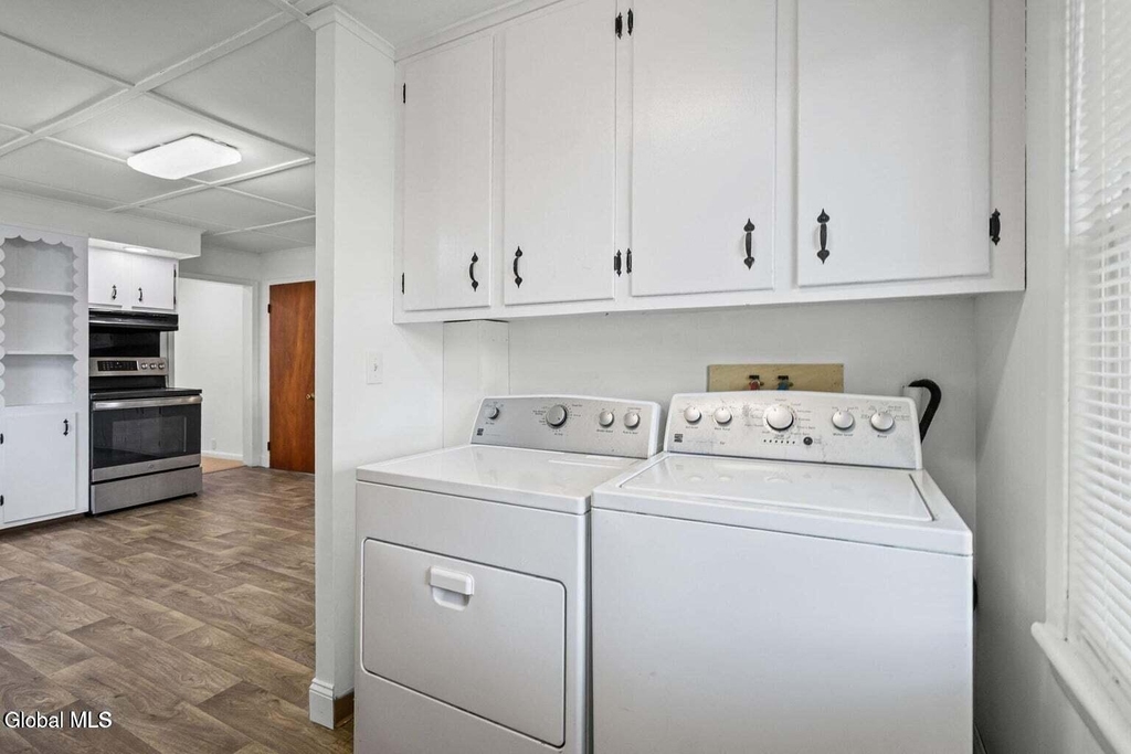 1324 6th Avenue - Photo 7