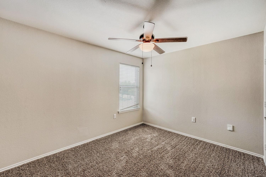 11209 Drumellan St - Photo 19