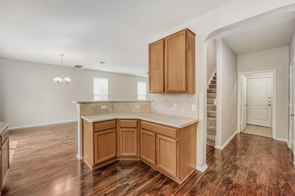 11209 Drumellan St - Photo 10