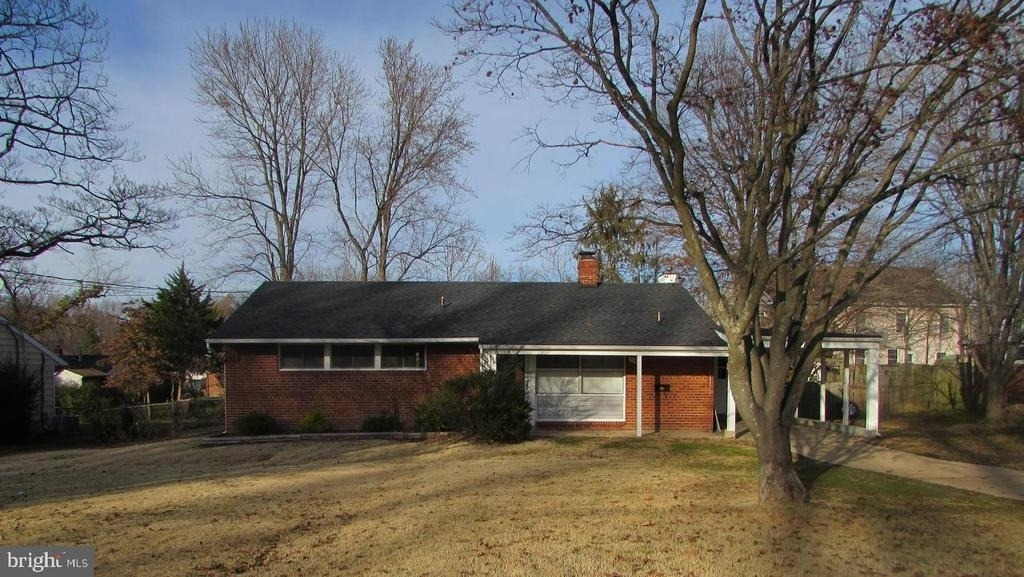 7305 Charlotte Street - Photo 0