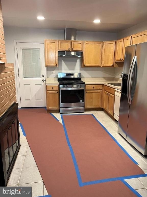 7305 Charlotte Street - Photo 2