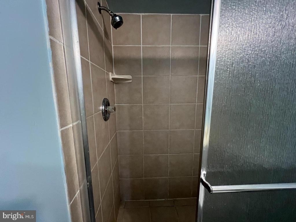 527 Florida Avenue - Photo 16