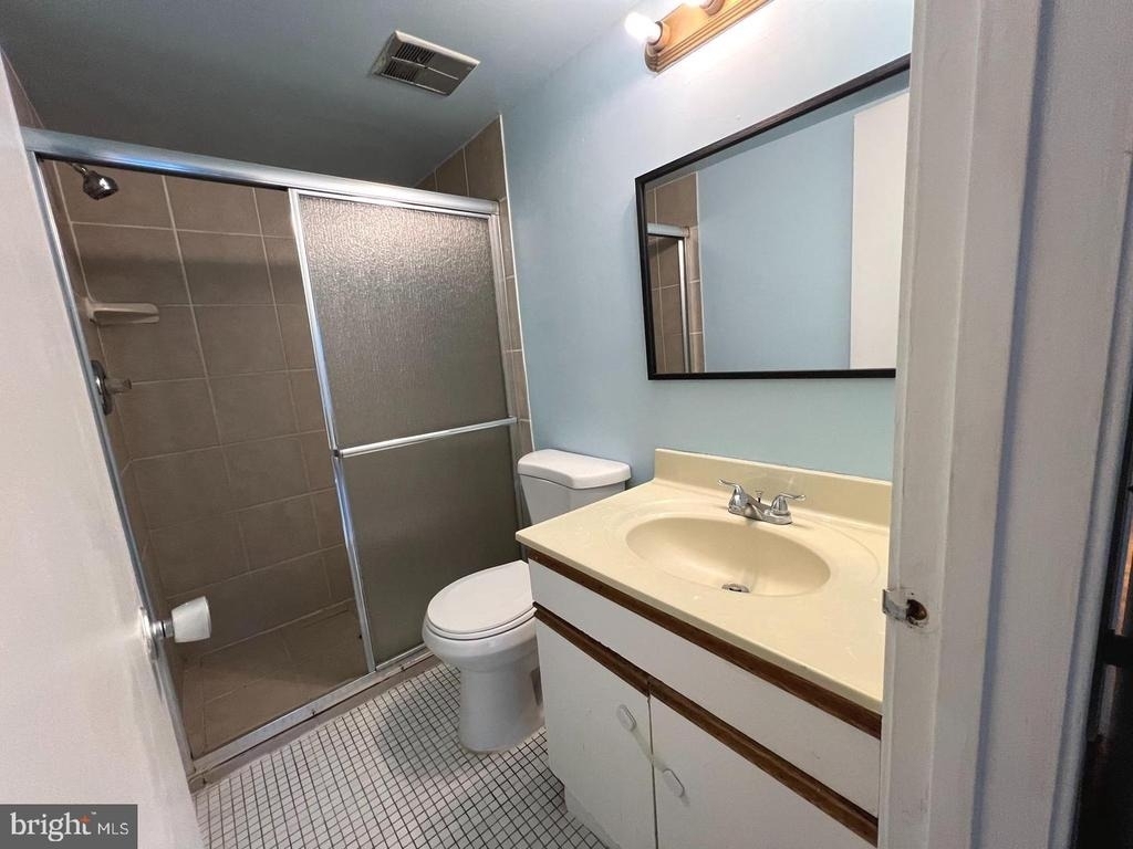 527 Florida Avenue - Photo 15