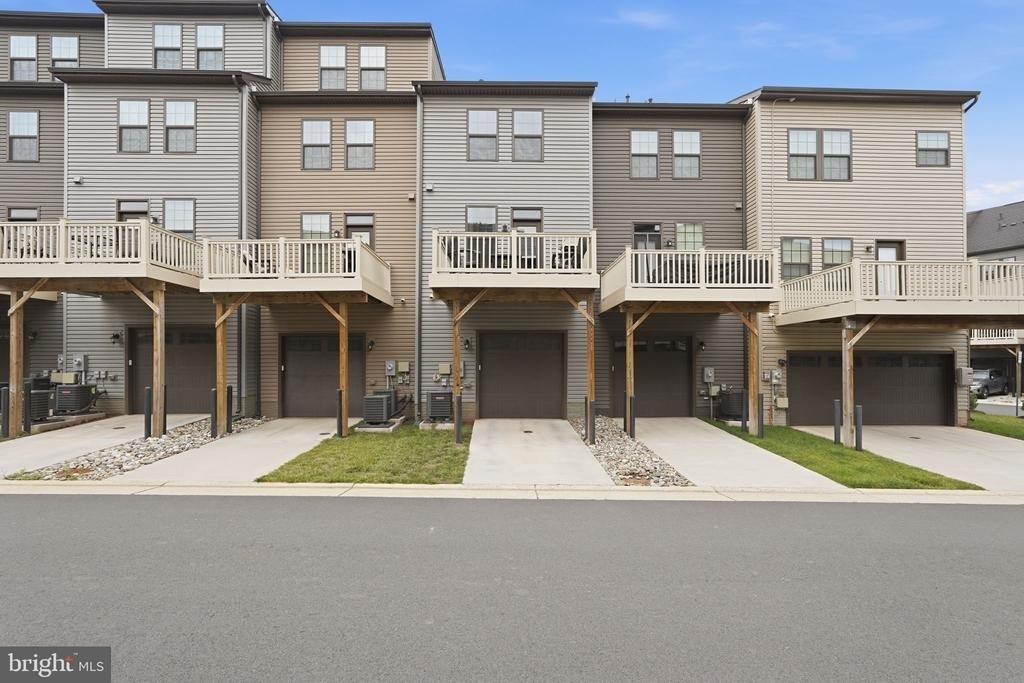 2764 Velocity Road - Photo 2