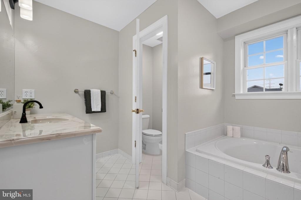 889 Ballou Street - Photo 63
