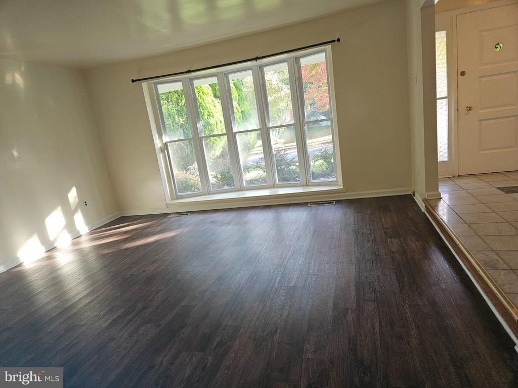 585 General Patterson Drive - Photo 4
