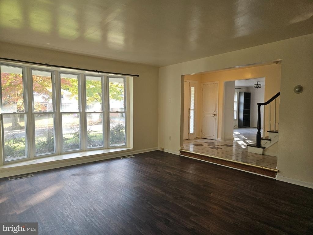 585 General Patterson Drive - Photo 5