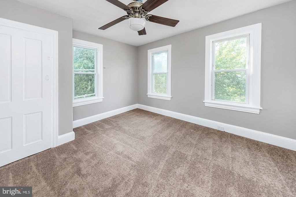 108 Eighth Street - Photo 12