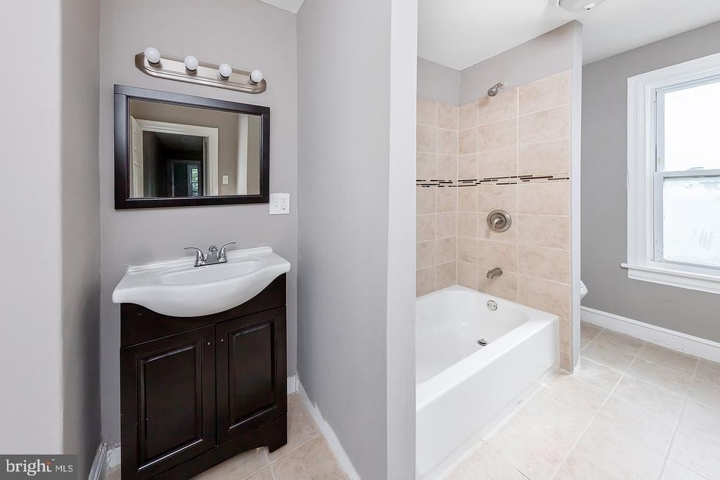 108 Eighth Street - Photo 13