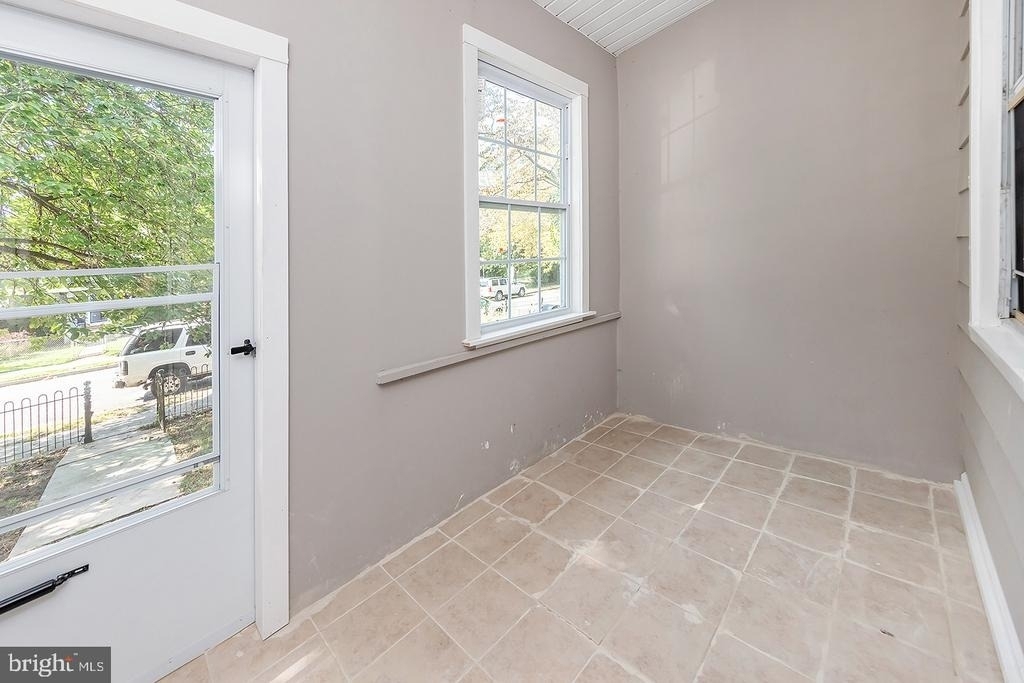 108 Eighth Street - Photo 3