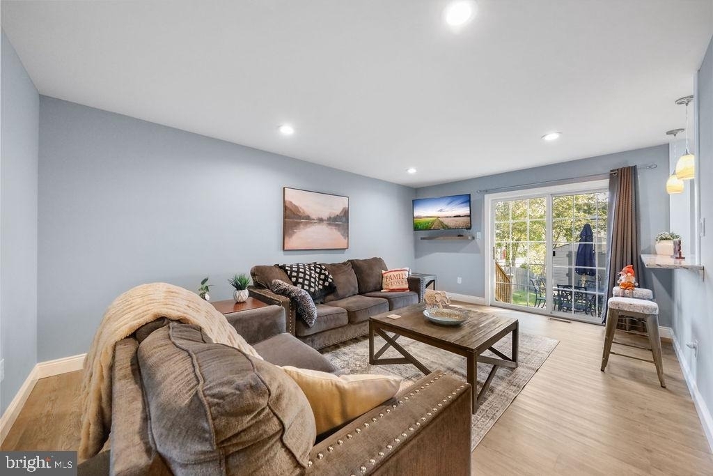 79 Roosevelt Boulevard - Photo 2