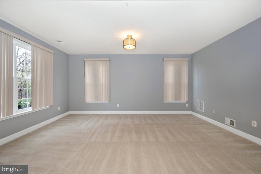 829 Hidden Marsh Street - Photo 5