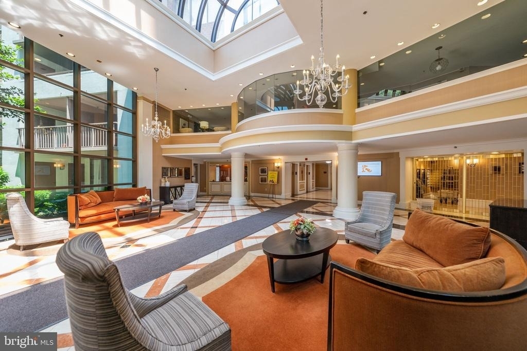 10101 Grosvenor Place - Photo 21