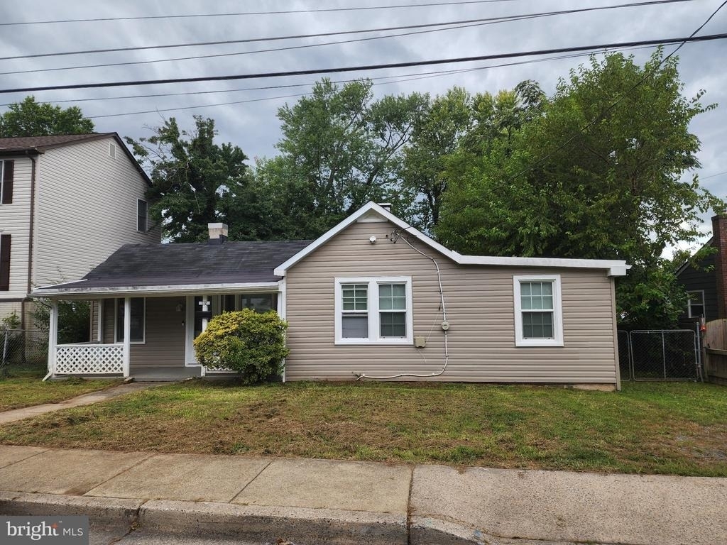 112 James Street - Photo 0