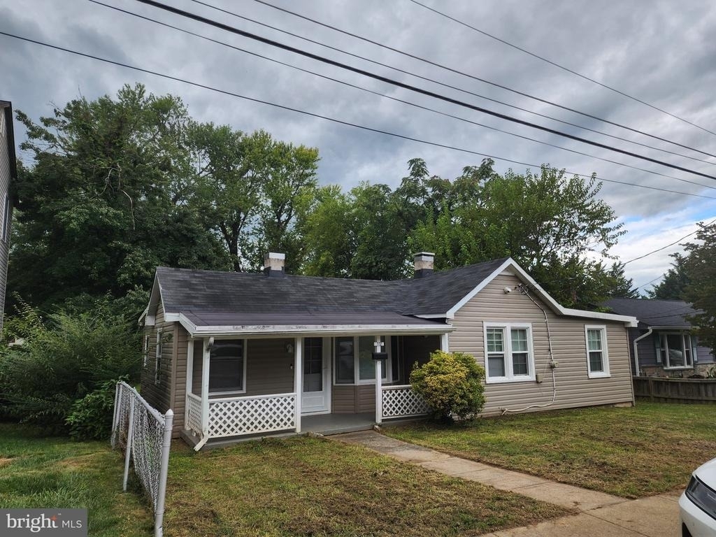 112 James Street - Photo 2