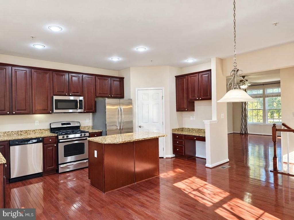 9502 Blast Avenue - Photo 25