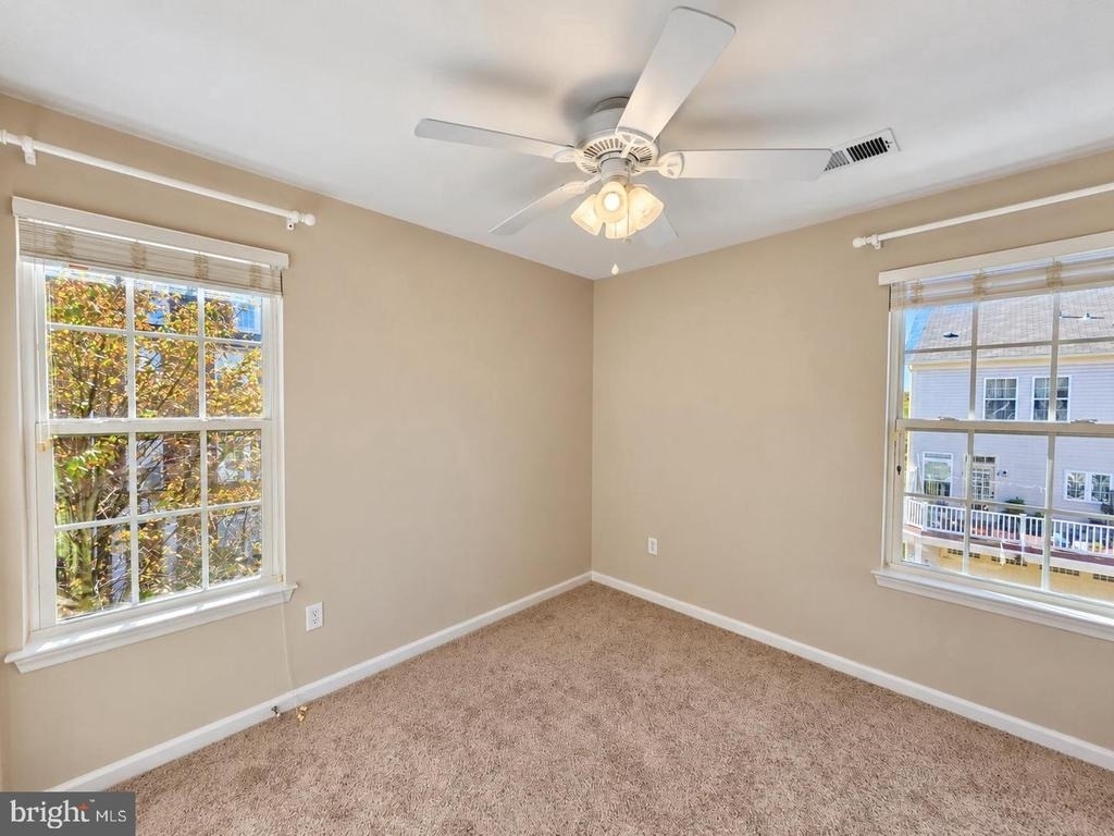 9502 Blast Avenue - Photo 64