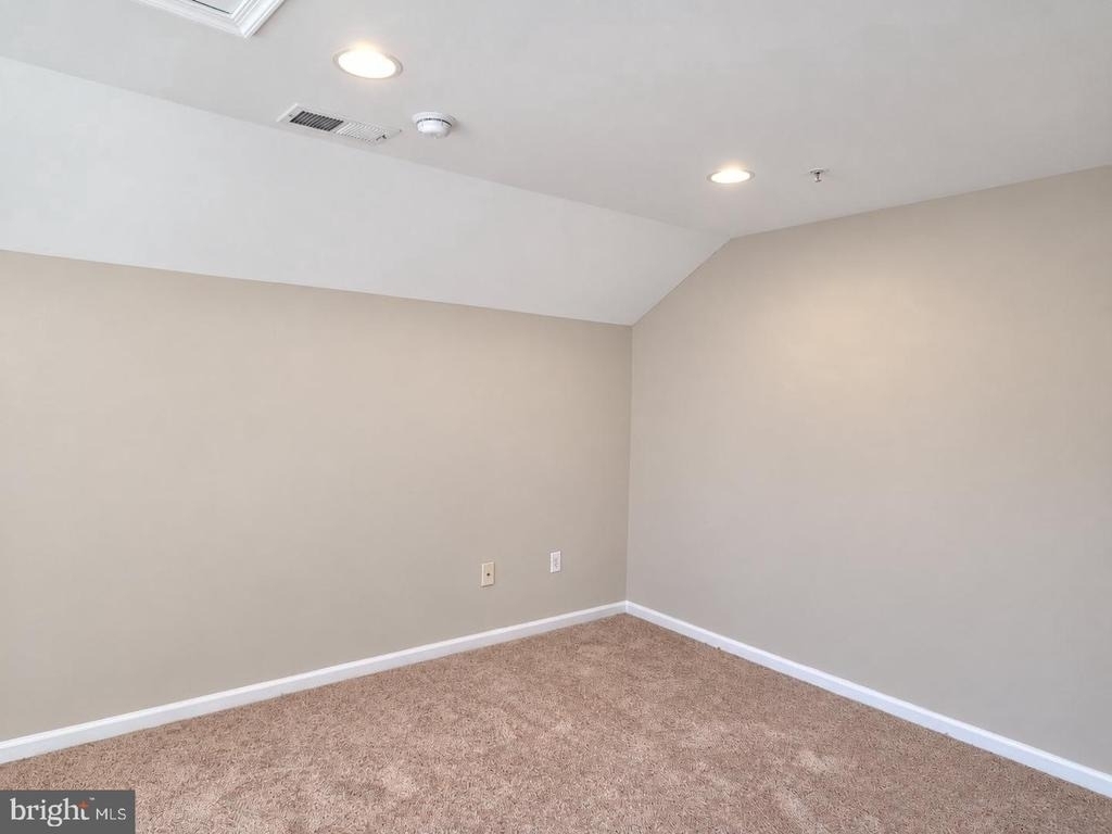 9502 Blast Avenue - Photo 56