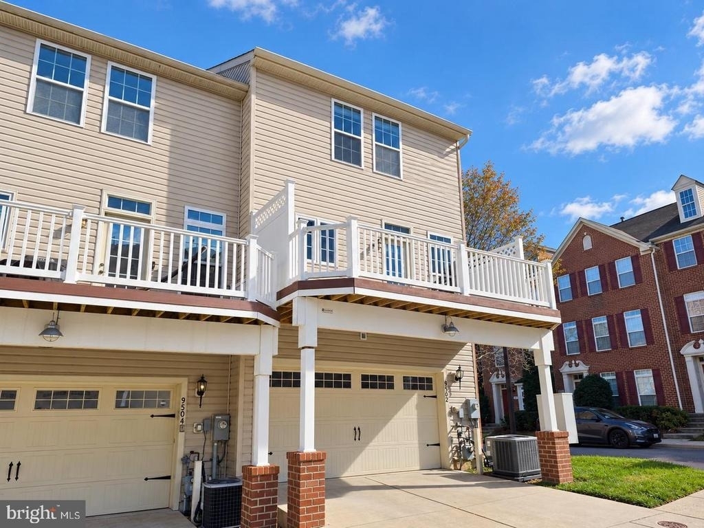 9502 Blast Avenue - Photo 8