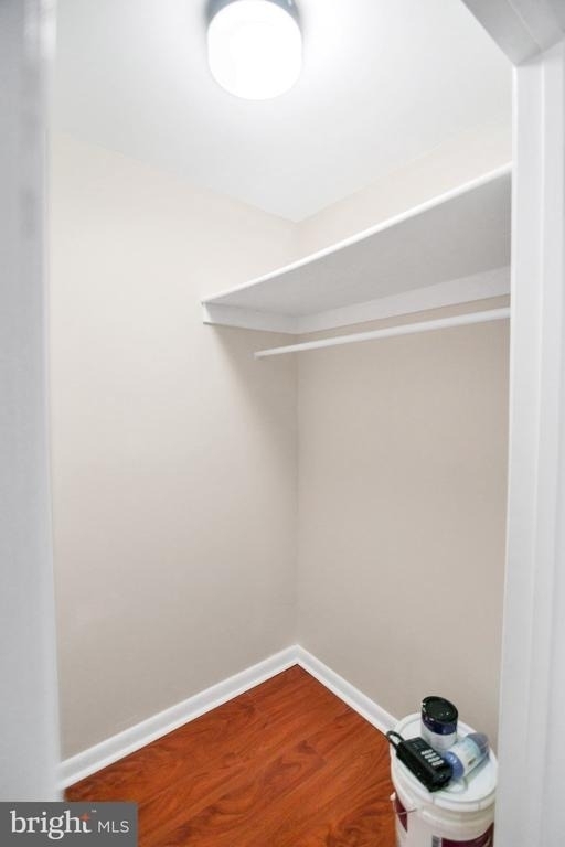 8864 Roll Right Court - Photo 32