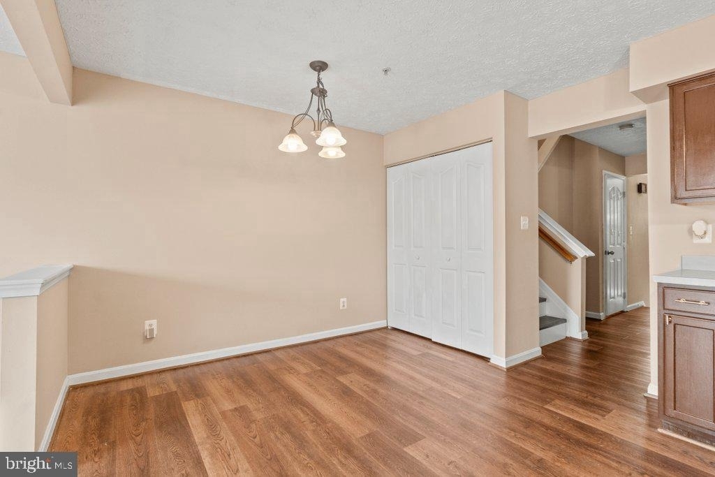 225 Woodland Green Way - Photo 16